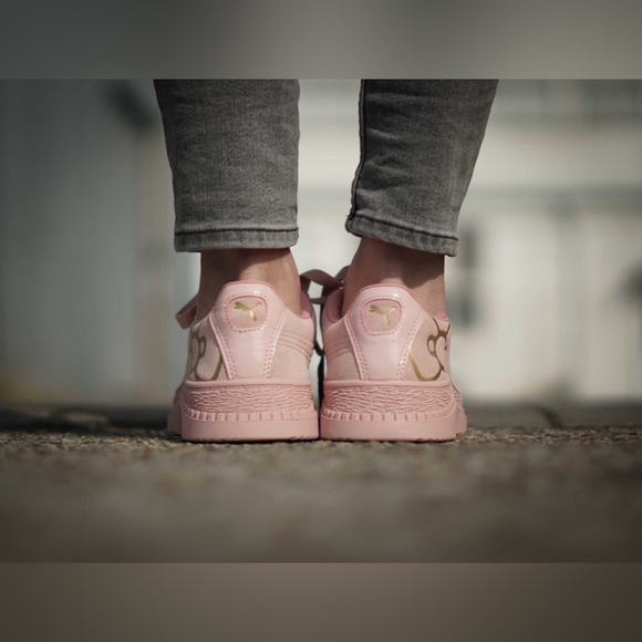 COPY - PUMA Hello Kitty pink limited edition sneakers - Picture 6 of 6